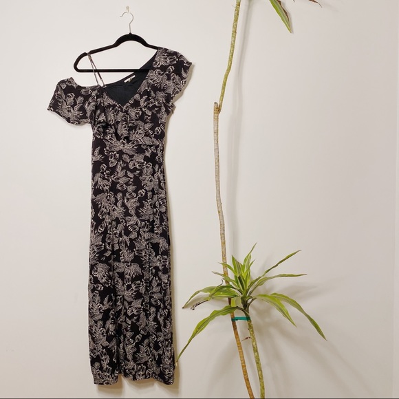 Asymmetrical Maxi Dress - Picture 1 of 6